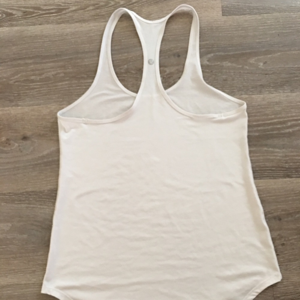 Lululemon Woman’s Tank white(off white)